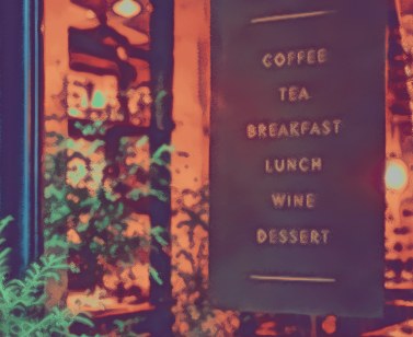 COFFEE・TEA・BREAKFAST・LUNCH・WINE・DESSERTと書かれたメニューボード